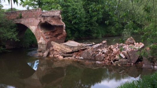 EASTHAM BRIDGE REOPENS